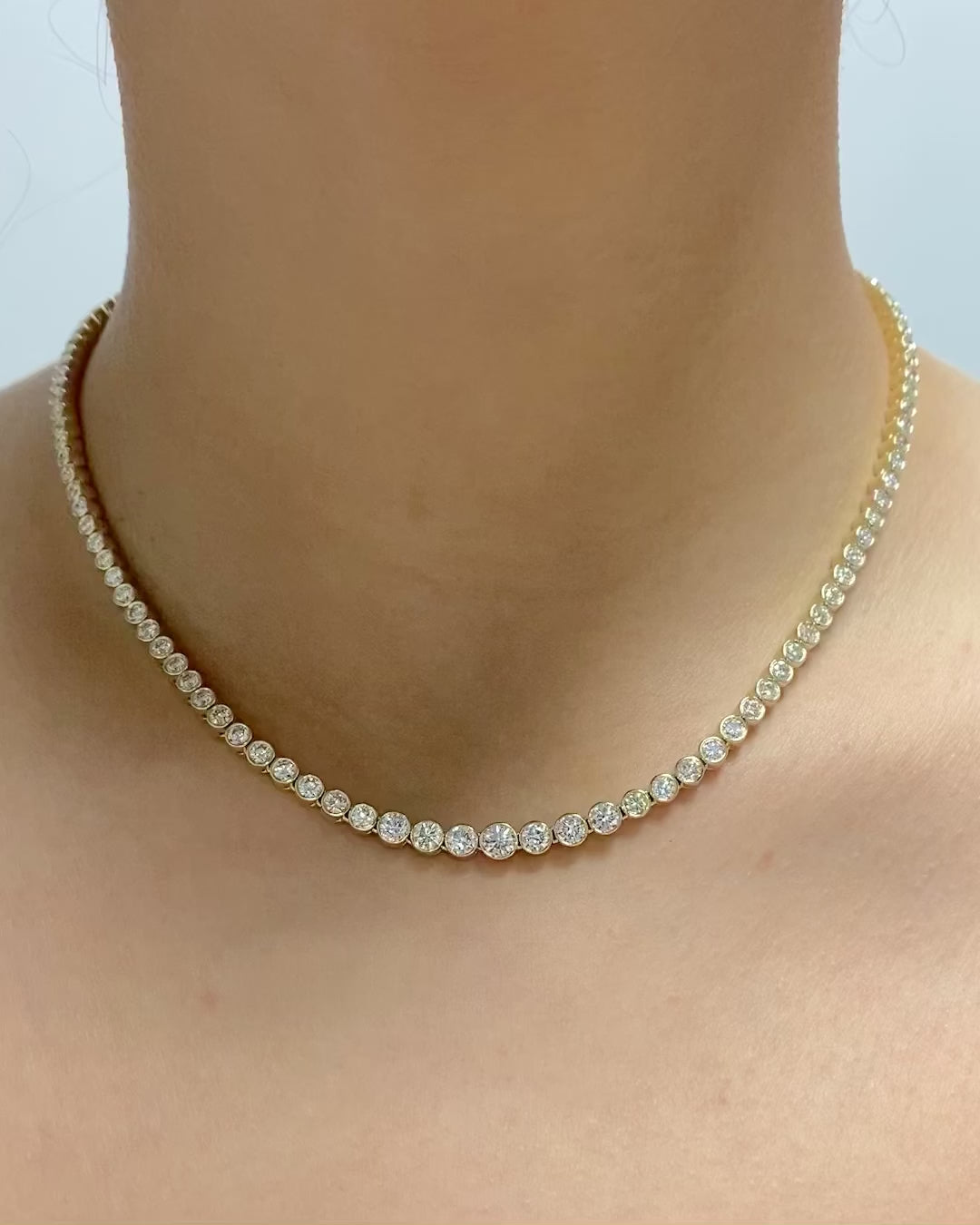 Graduated Bezel Diamond Necklace